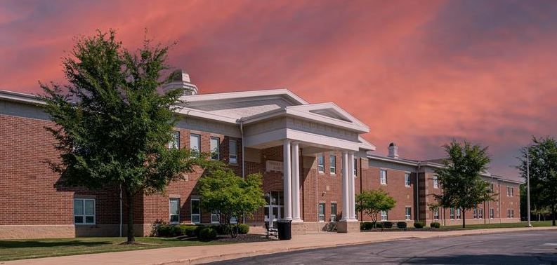 HARVEY HIGH SCHOOL 1774618370624